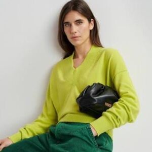 New York & Company Bright Green V-Neck Sweater